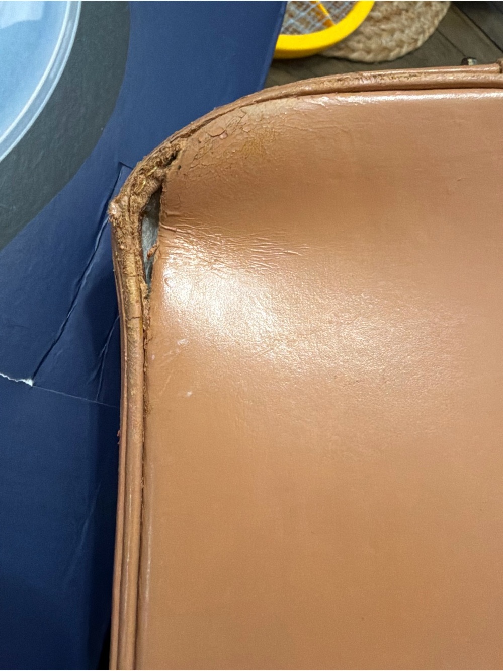 Louis Vuitton Monogram Alma PM - Picture 3 of 11